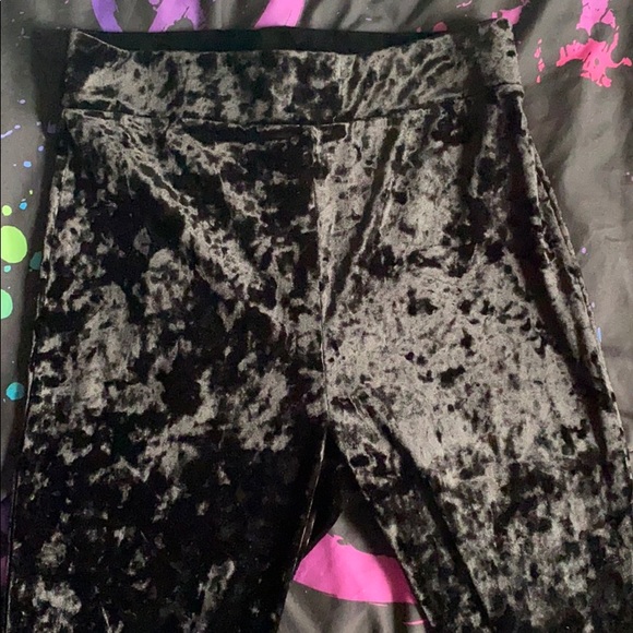 Forever 21 Pants - Black velvet leggings